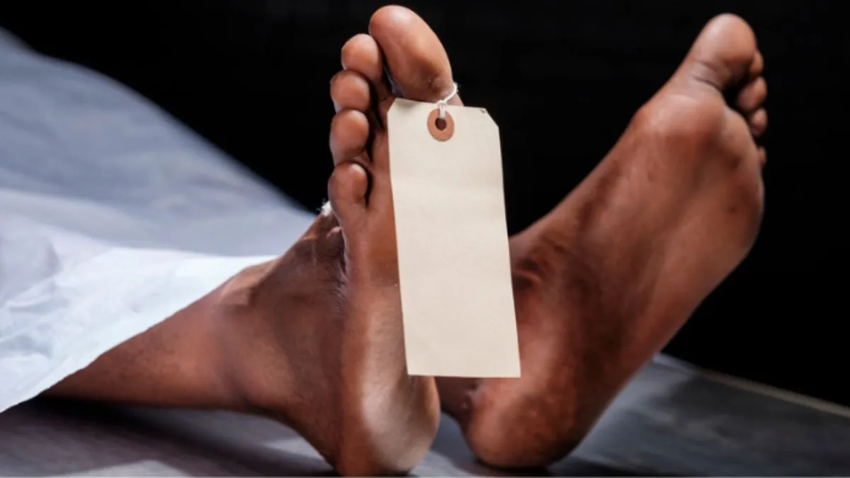 mumbai-woman-falls-from-third-floor-of-building-after-prank-goes-wrong-dies